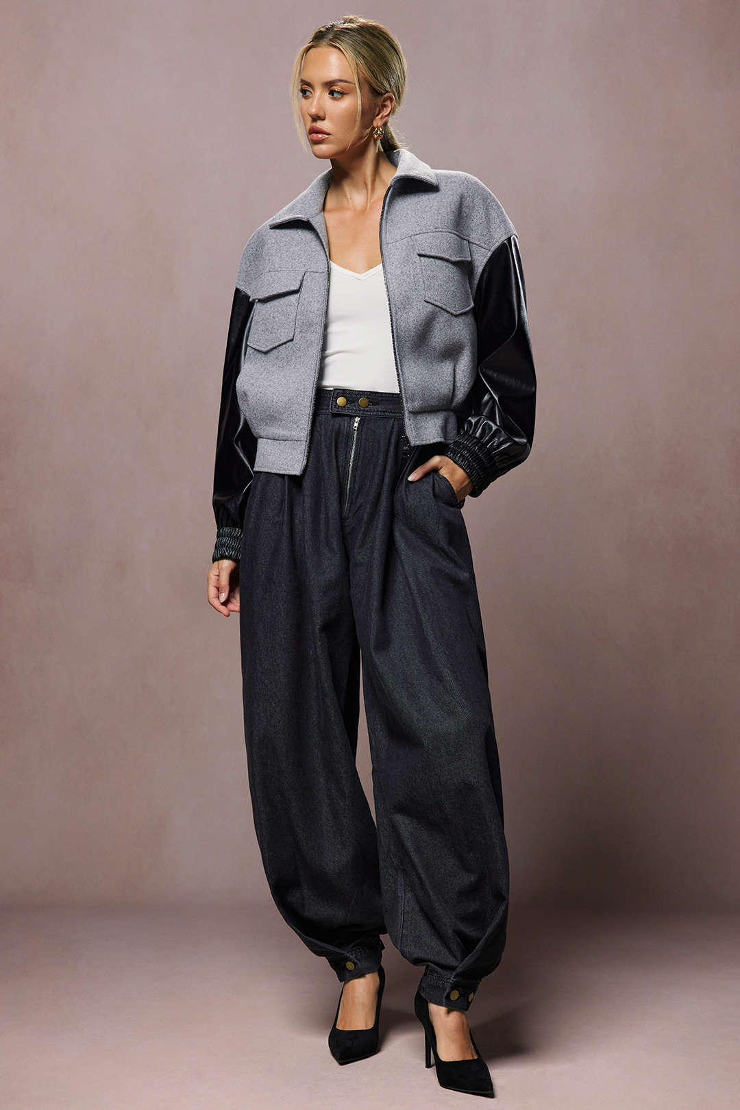 Alma™ | JEANS DE MUJER DE PIERNA ANCHA CON PLISADOS