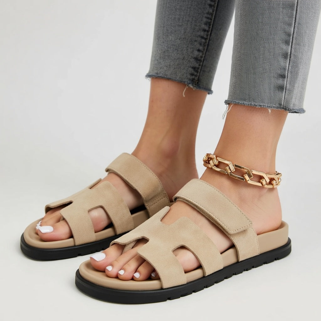 Valeria™ | SANDALIAS MINIMALISTAS CON CORREAS ANCHAS Y SUELA CONFORT PREMIUM